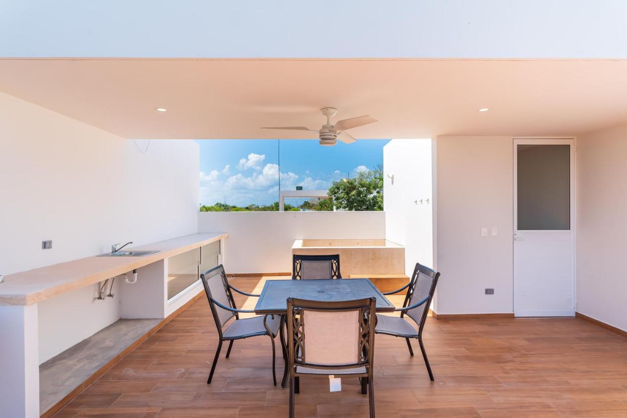Entire House- 3Br With Private Roof Top Deck Playa del Carmen Eksteriør billede