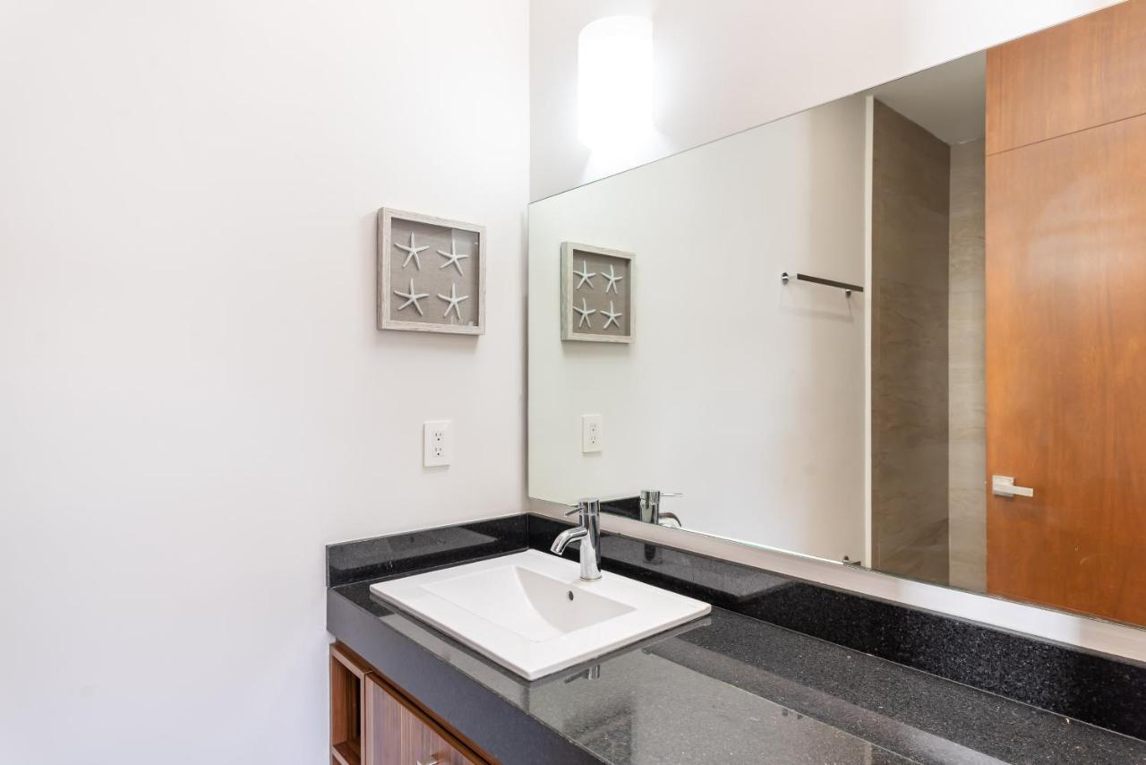 Entire House- 3Br With Private Roof Top Deck Playa del Carmen Eksteriør billede