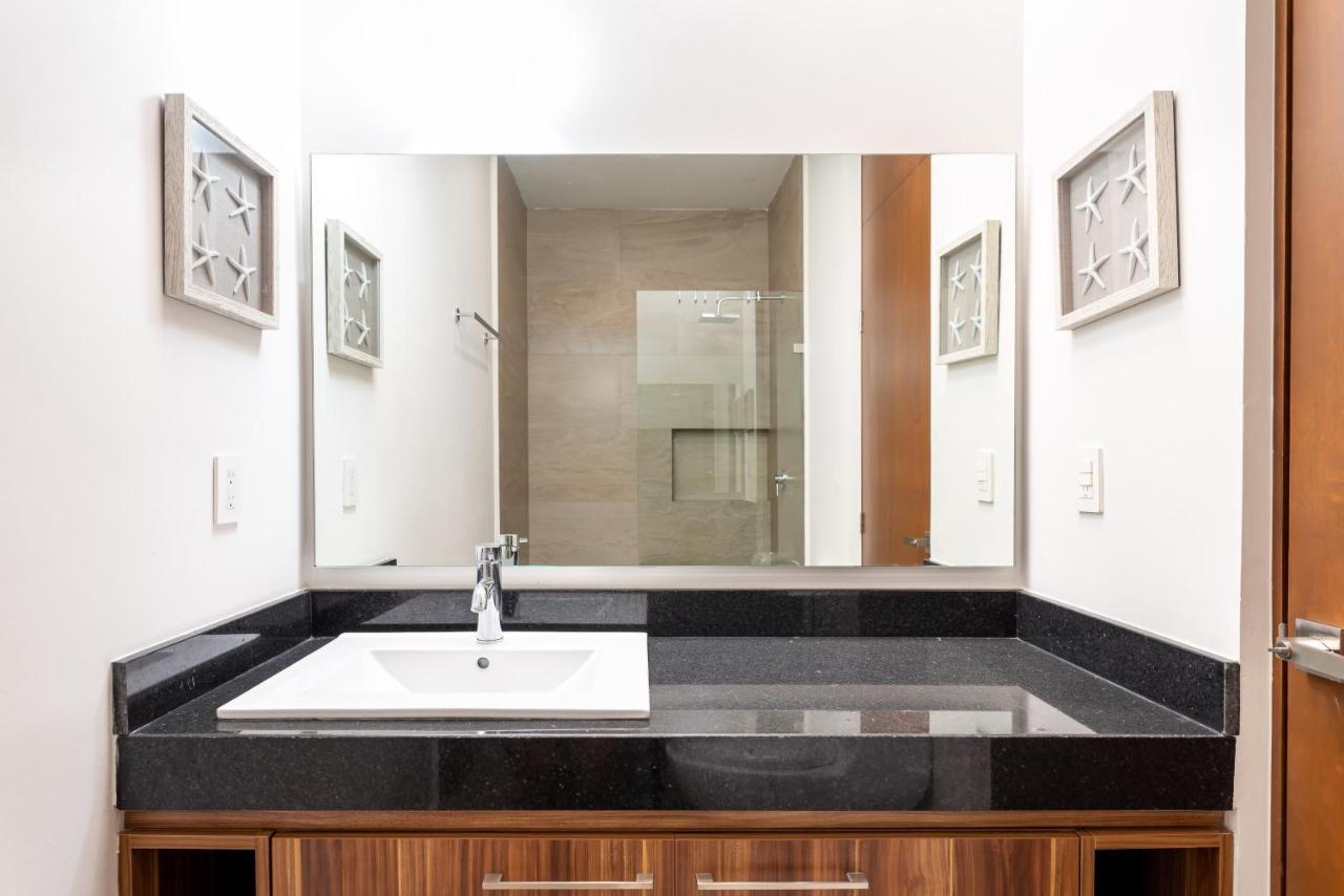 Entire House- 3Br With Private Roof Top Deck Playa del Carmen Eksteriør billede